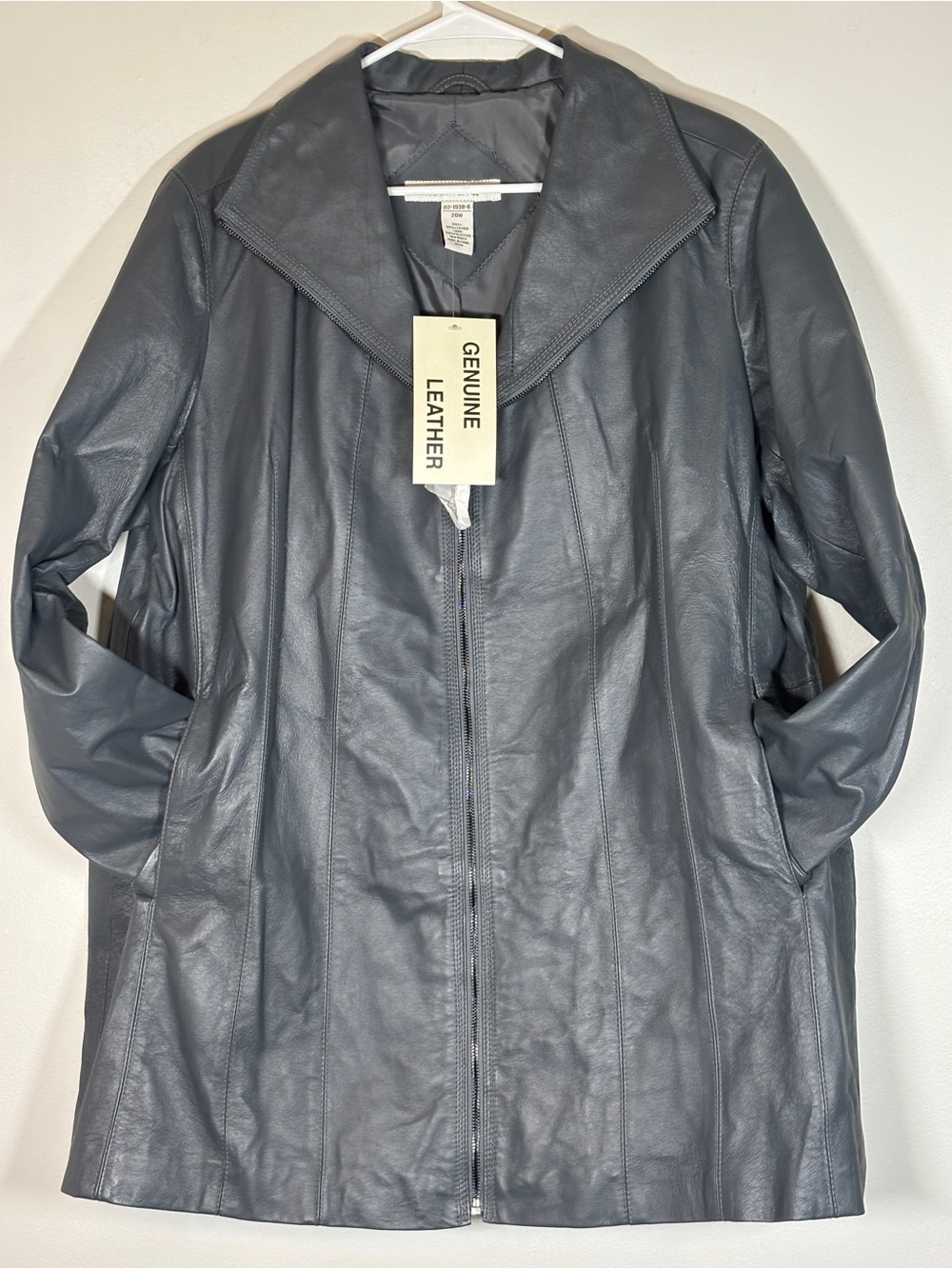 NWT Genuine Leather Women's Zip-Front Jacket - Slate Gray